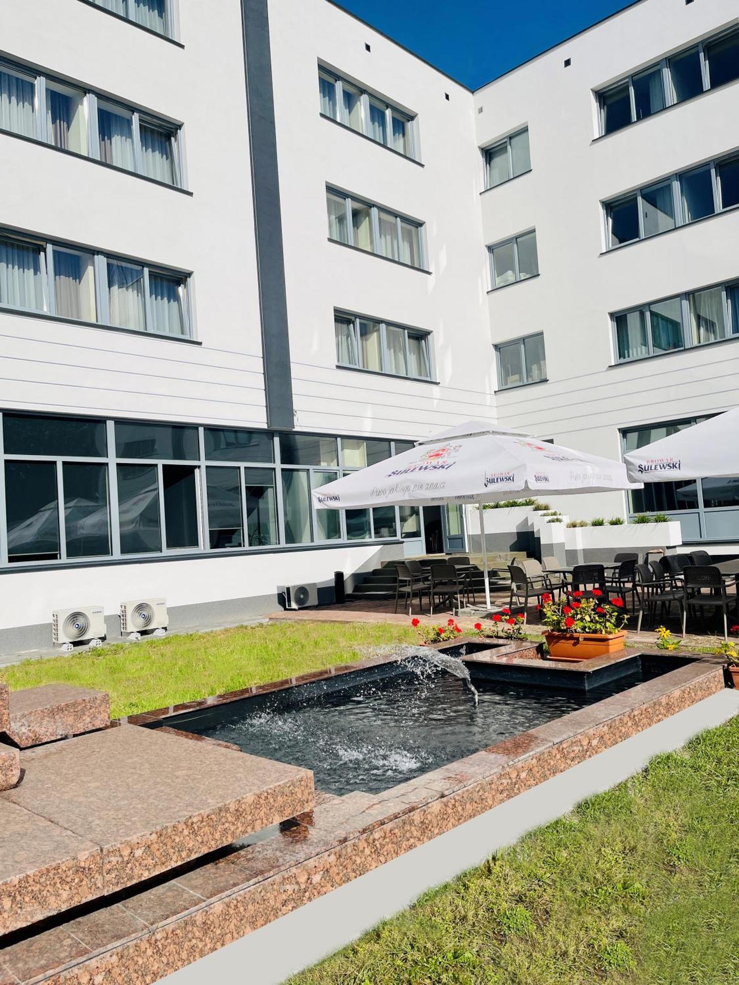 Cks Warszawa Hotel Exterior foto